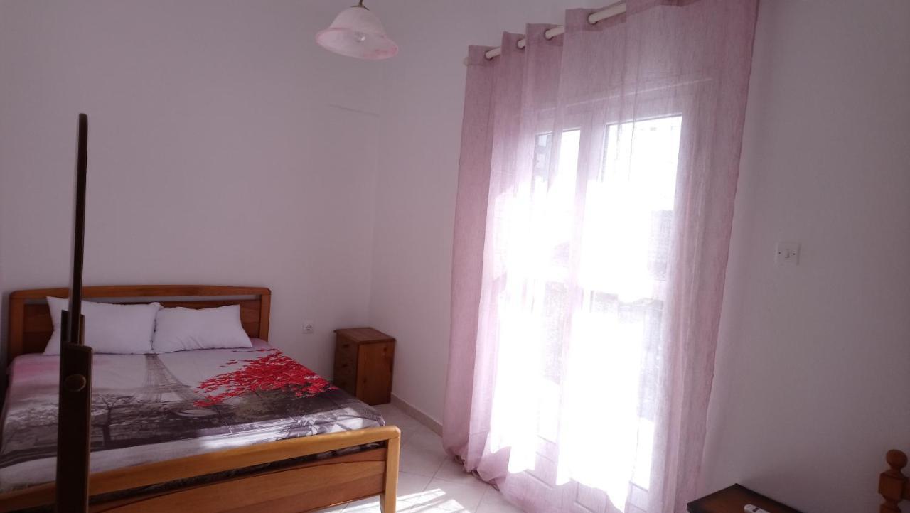 Vacation House In Stroggili Агиос-Иоаннис-Перист Экстерьер фото